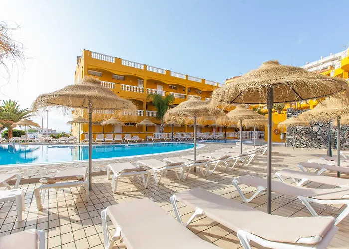 Апарт-отель El Marques Palace By Intercorp Group 4*