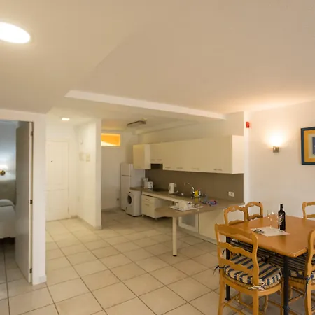 El Marques Palace By Intercorp Group Акантиладо-де-Лос-Хигантес