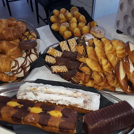 Апарт-отель El Marques Palace By Intercorp Group Акантиладо-де-Лос-Хигантес